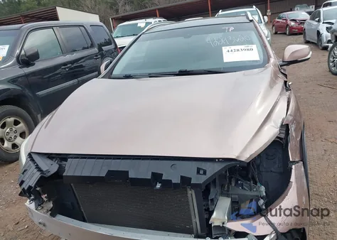 2019 Infiniti Qx30 Luxe z USA, uszkodzony, nr VIN SJKCH5CP4KA008012